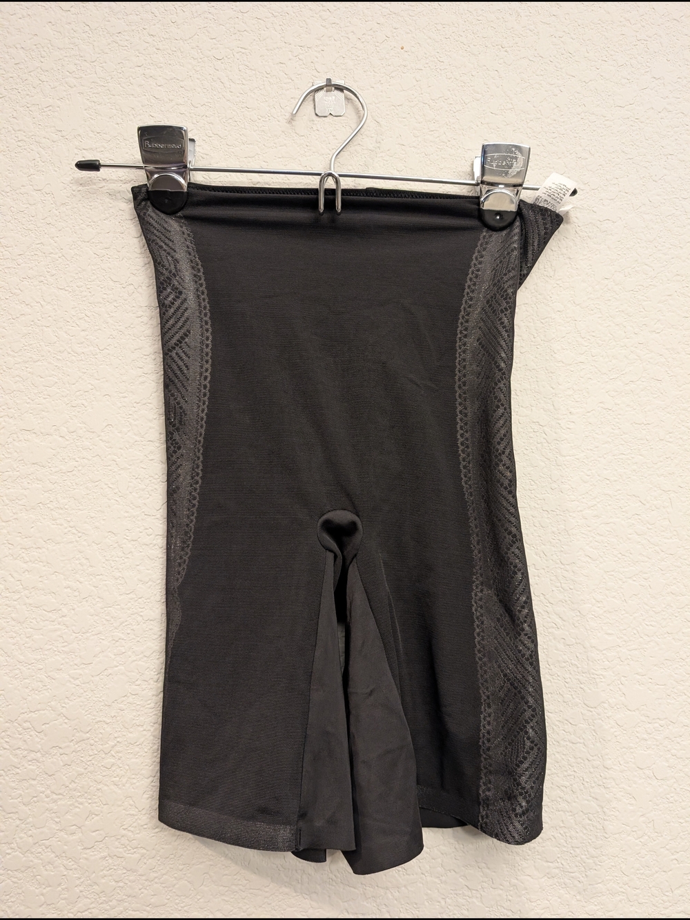 SPANX Sz L Black Form Fitting Shaping Shorts